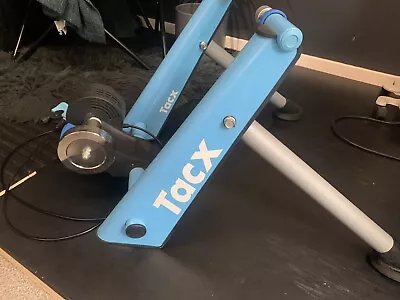 Tacx T2650 Folding Magnetic Turbo Trainer - Blue Matic • £49