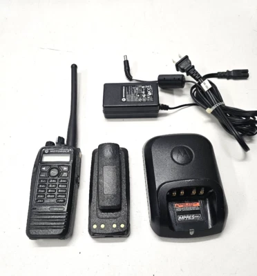 $289.99 • Buy Motorola MOTOTRBO XPR6550 136-174 MHz VHF Two Way Radio W Charger AAH55JDH9LA1AN