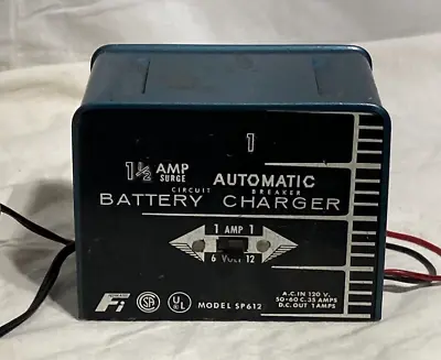 Vtg. Federated Auto Car Battery 1 AMP 6V  12V Battery Charger Model SP612. • $45