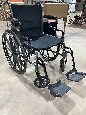 Drive Medical Cruiser III Wheelchair In Excellent Condition. LOCAL PICKUP ONLY • $95.50