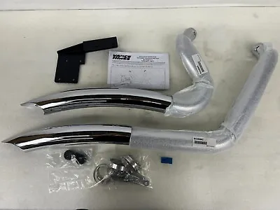 26077 Vance And Hines Big Radius 2-2 Exhaust System Harley Softail Street Bob • $760