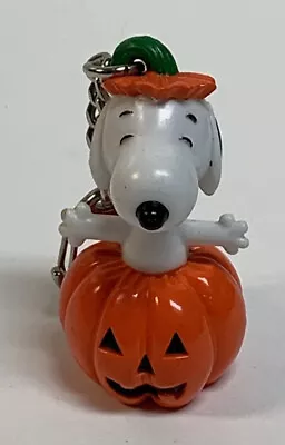 Vintage Peanuts UFS Keychain Snoopy Halloween Orange Jack O Lantern Pumpkin 2.5” • $7.99