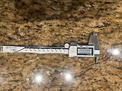 Mitutoyo 500-753-20 Digital Caliper • $49