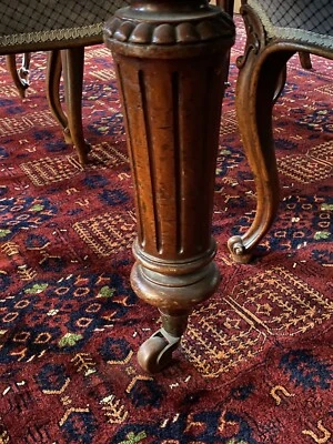 $450 • Buy Antique Victorian Mahogany Extending Dining Table Original Castors