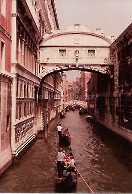 VENICE CANAL Italy FOUND PHOTOGRAPH Color ORIGINAL Snapshot VINTAGE 310 51 H • $12.99