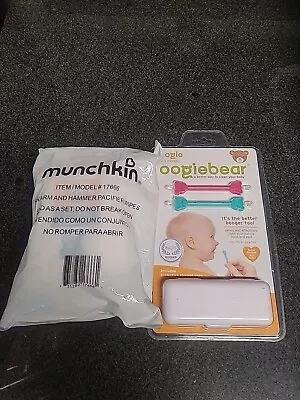 Oogiebear Essential Snot Removal Tool  /  Munchkin Arm And Hammer Pacifier Wipe • $15.95