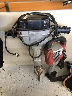 Makita HM1800 64 Lbs Electric Breaker & Demolition Hammer • $750