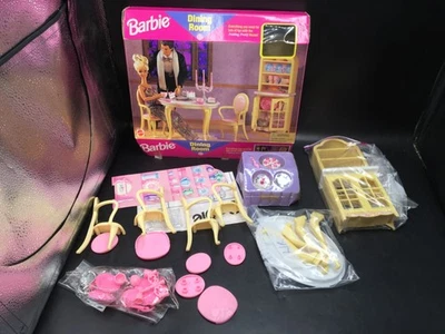 Rare NRFB Barbie Maison Radio / Casa Radio vintage 2000 Made