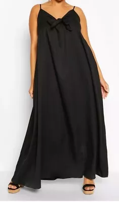 Women's Boohoo Plus Size Tie Front Strappy Maxi Dress Size 18 • $32