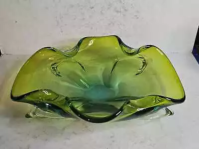 Vintage Heavy Hand Blown Murano Art Glass Center Piece Fruit Bowl Green • $44.95
