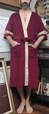 Vintage Men's Montgomery Ward Velour Robe Maroon W/Tan Trim One Size Loungewear  • $29.99