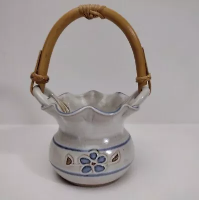 Vintage Handmade Stoneware Pottery Floral Basket & Handle Candy Dish Bowl Signed • $7.12