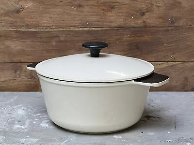 Enameled Cast Iron Dutch Oven 2quart White Finish • $24.99