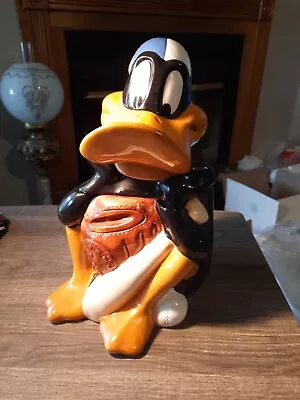 Vintage 1993 Warner Brothers Looney Tunes Daffy Duck Baseball Ceramic Cookie Jar • $29.99