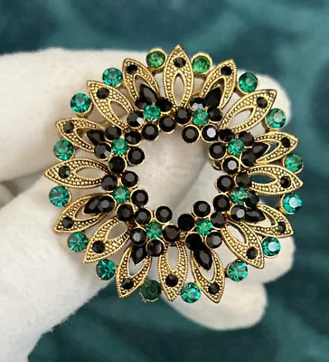 Vtg.Green & Black Rhinestone Retro Design Large Brooch 1.95” • $6