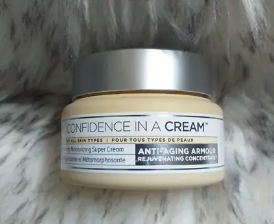 It Cosmetics Confidence In A Cream- Moisturizer- 2.0 Oz NEW • $28