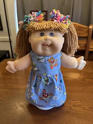 1996 Cabbage Patch Kid Crimped Hair Blue Eyes Muppet Babies Dress Toothy HM19 • $38.50