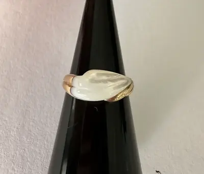 Vintage 14K Yellow Gold Kabana (KBN) Mother Of Pearl Ring ~ Size 5.5 • $249