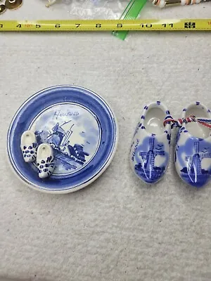 Delfts Plate With Attached Shoes And 3  Hand Painted Delft Porcelian Shoes All • $6.97