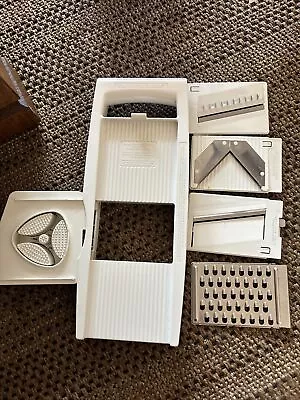 The Pampered Chef Ultimate Slice & Grate Mandoline Slicer 1085 Excellent • $16.95