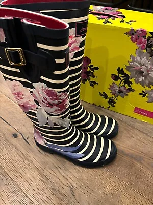 Joules Welly Print Multicolor Floral Rubber Knee High Tall Rain Boots Size 7 • $34.99