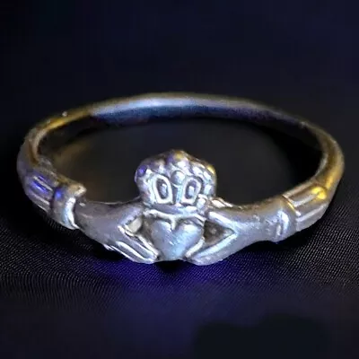 Solid Sterling Silver 925 Irish Claddagh Ring Heart Crown Hands Friendship Love • £14.45