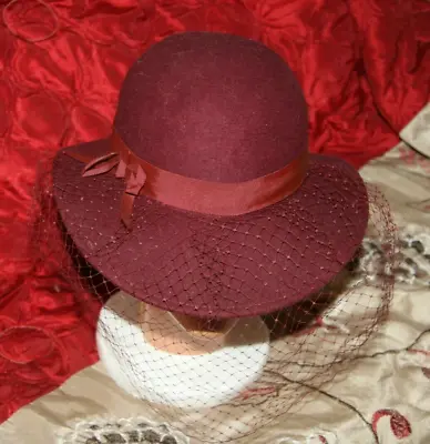 Small VINTAGE Lady's Burgundy 100% Virgin WOOL WOMAN’S HAT WITH NET VEIL  USA • $29.95