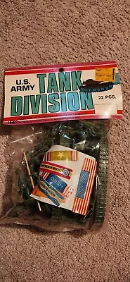 Vintage Processed Plastic #1784 US Army Tank Division 22 Pieces • $9.99