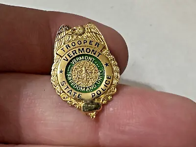 Vermont State Police Trooper Miniature Lapel Pin Tie Tack • $24.99