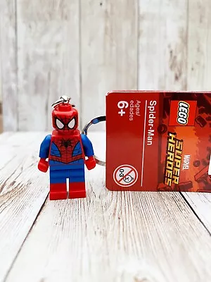 Lego Marvel Superheroes 853950 Spiderman Keyring • £7.99