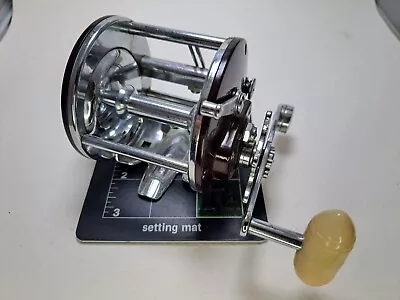 Vintage Penn Peer 209 Ocean Baitcaster Fishing Reel. White Knob • $5