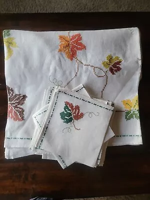 Vintage Cotton Hand Embroidered Tablecloth With Napkins. Must See • $19