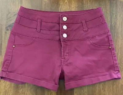 Women's Size 0 Refuge High Waist Short Short Stretch Cuffed Dark Wash Distressed • $12.95