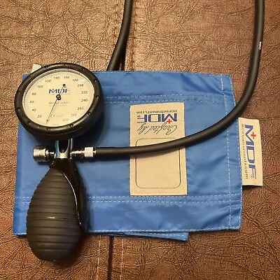 MDF Instruments Bravata Palm Aneroid Sphygmomanometer Blood Pressure Monitor • $70