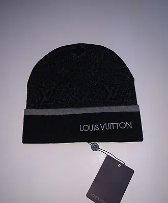 Louis Vuitton Beanie • $110