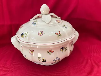 Villeroy & Boch Petite Fleur • $39