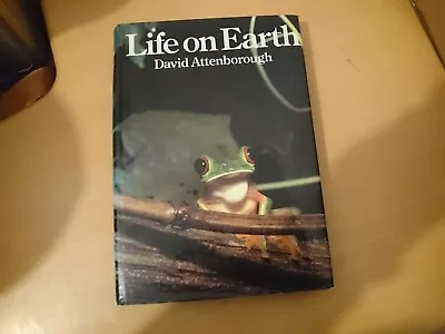 DAVID ATTENBOROUGH Life On Earth: A Natural History 1979 Hardcover • £7.99