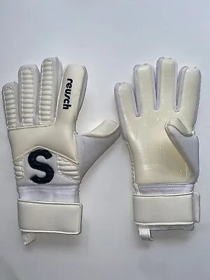 £40 • Buy Reusch Goalkeeper Gloves Peter Schmeichel 10