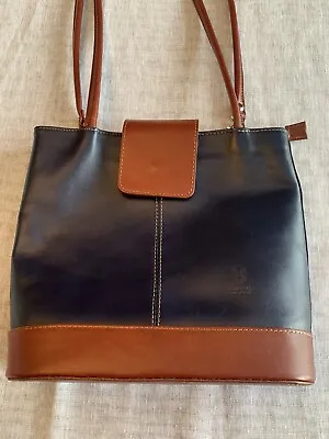 Classic Leather Vera Pelle Italian Made Handbag Navy / Brown  • $45