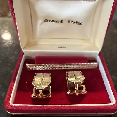 Vintage Swank Grand Prix Gold Tone Mesh Wrap Around Cufflinks & Tie Bar • $15