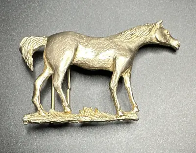 Male 1/2 Of A Vintage 1988 Mimi Di Horses Belt Buckle Animal Gold Tone Signed • $15.99