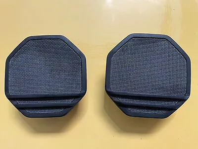 VW Passat B3  Pair Left & Right Speakers With Grille 357 035 411 01C Isophen • $100