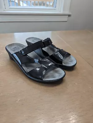 Mephisto Mobils Sandals Women's Size 40 Black Patent Leather Double Straps • $40