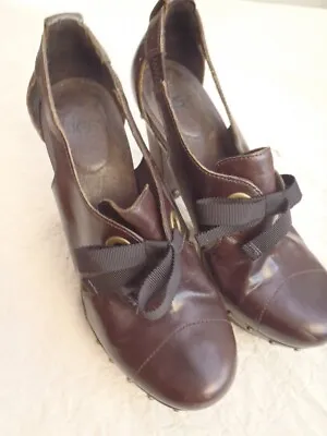 UGG Celestina Size 7.5 Brown Leather Studded Platform Heels Sheepskin  1001311 • $39.99