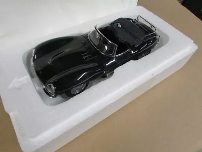 JAGUAR XK-22 Private Collection Steve McQueen AUTOART 1:18 Diecast Model Car • $244.99