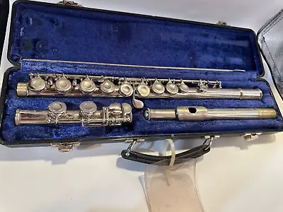 Selmer Bundy II Flute W. Hard Case • $32