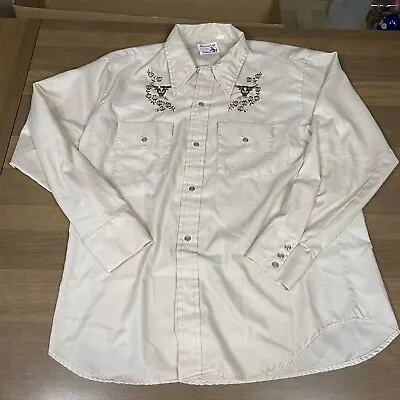 Round Up Western Shirt Mens L White Pearl Snap Embroidered Long Tail Vintage 70s • $26.39