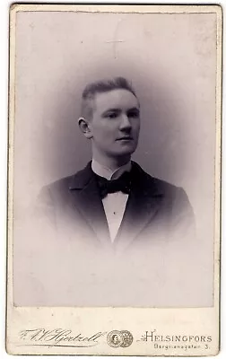 CIRCA 1890s CDV F.A.V. HJERTZELL YOUNG MAN IN SUIT HELSINGFORS FINLAND • $9.99