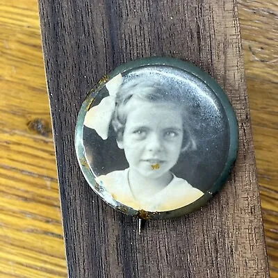 Victorian Mourning Memento Mori Photo Button Brooch Pin Young Girl With Hair Bow • $29