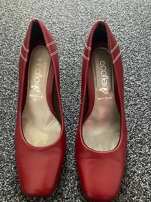 £150 • Buy Emirates Cabin Crew Uniform Ladies Shoes UK Size 4